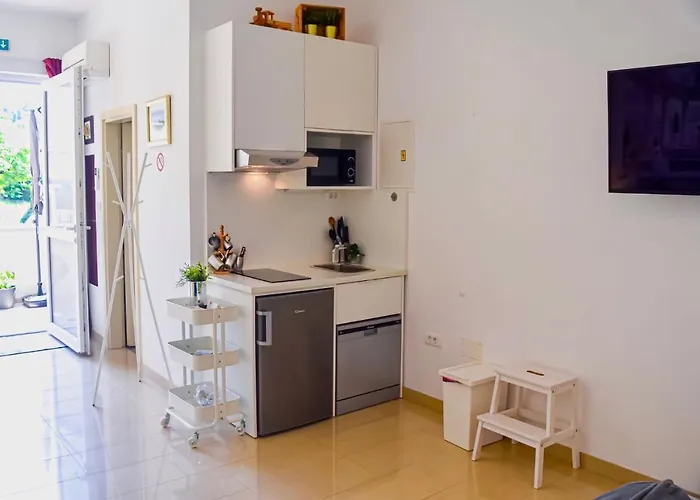 Stazion With Free Parking Apartman *